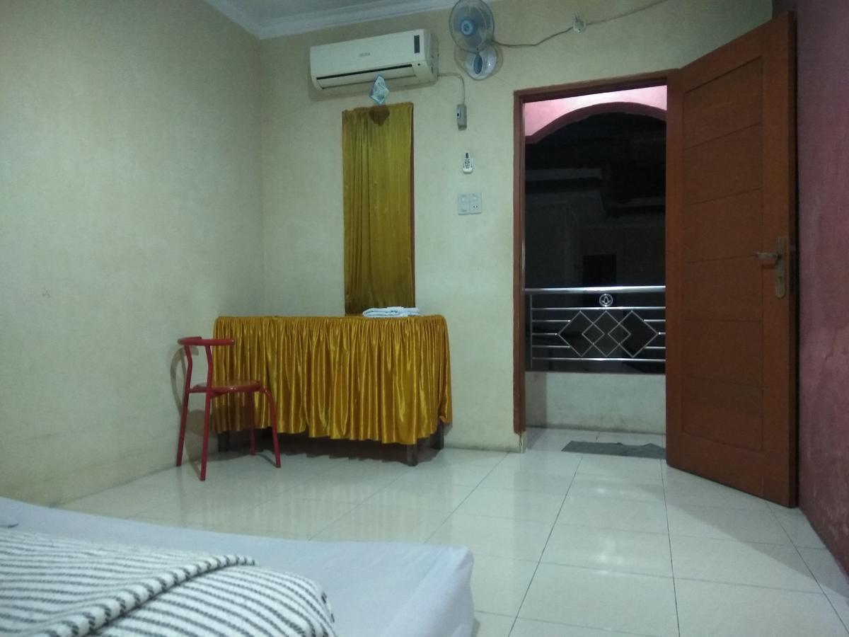 Pondok Cemara Hotel Medan Kültér fotó