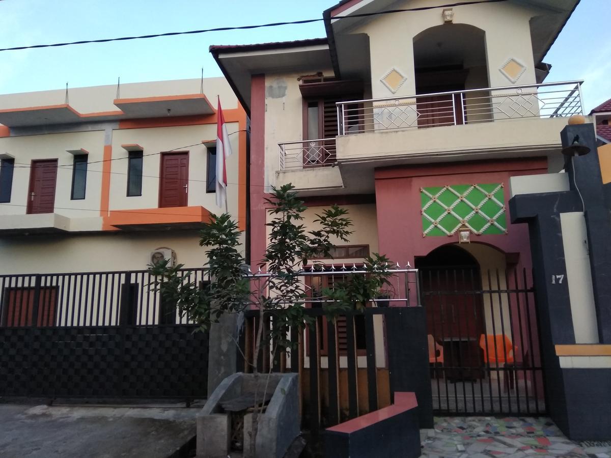 Pondok Cemara Hotel Medan Kültér fotó