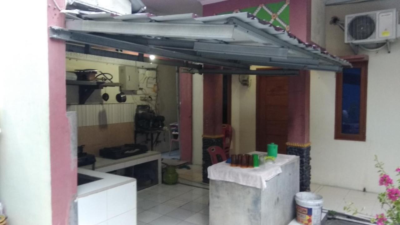 Pondok Cemara Hotel Medan Kültér fotó